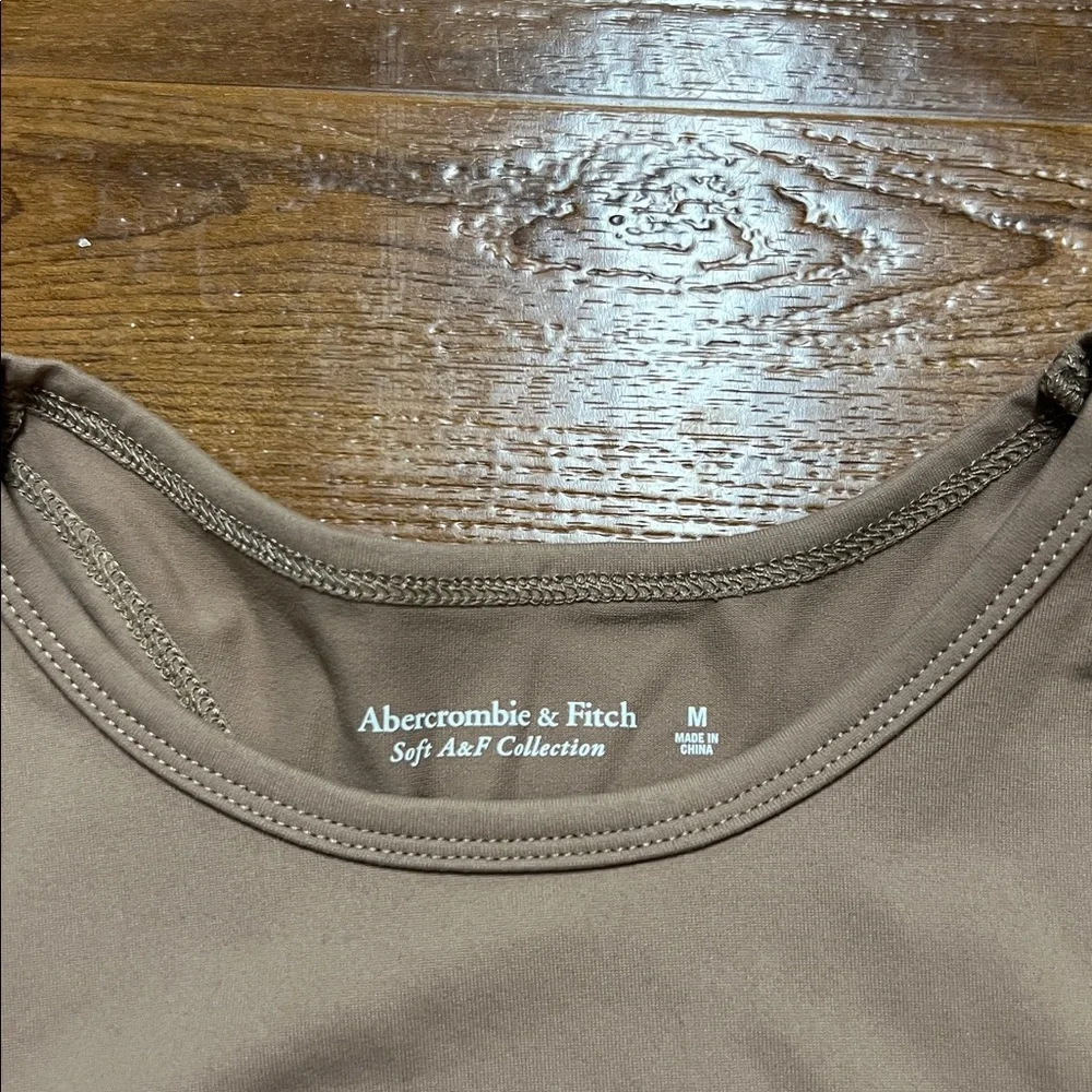 NWT Abercrombie & Fitch Brown Bodysuit - Picture 3 of 4